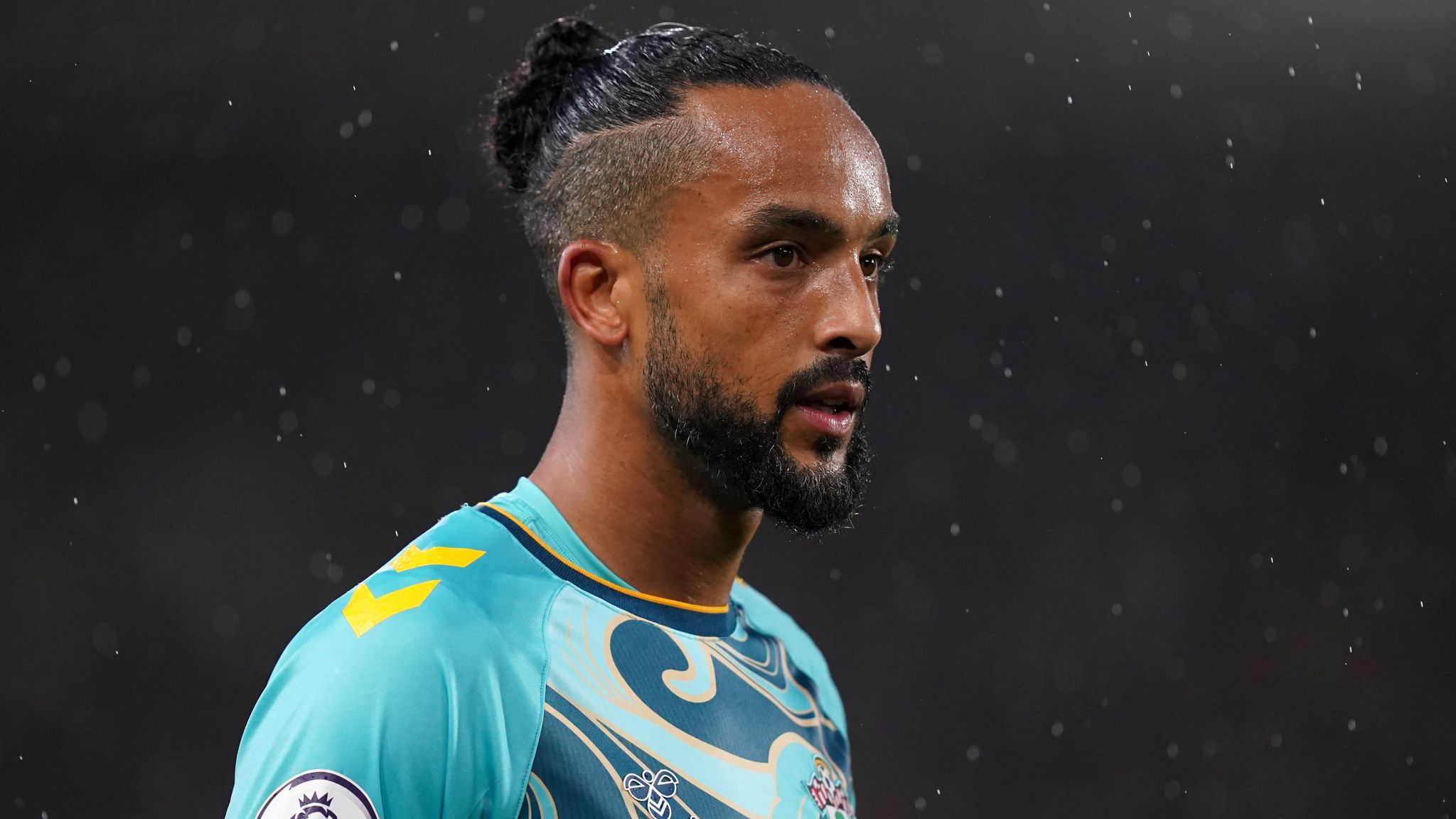 Theo Walcott: Former Arsenal and England winger announces immediate  retirement from football at the age of 34 | Football News | Sky Sports